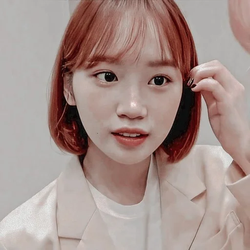 Стикер kim chaewon