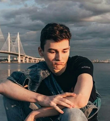 Стикер Брайн Мапс