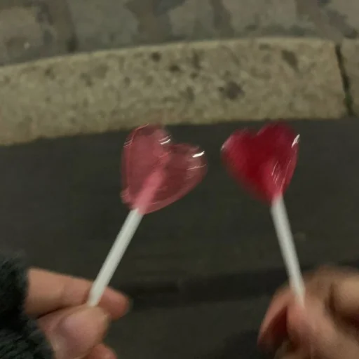 Стикер lουε αeshτeτic ♡