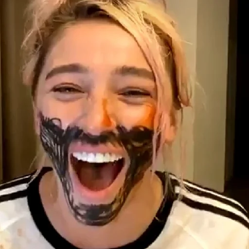 Стикер Ivleeva / Ивлеева