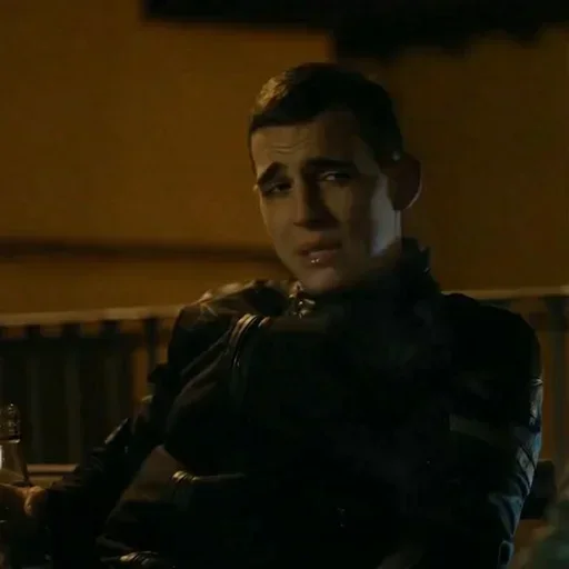 Стикер Elite 3 Netflix