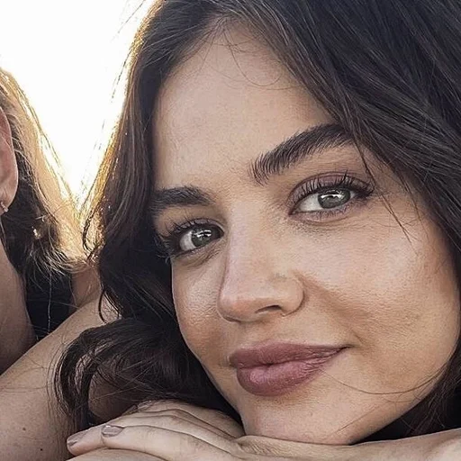 Стикер Lucy Hale