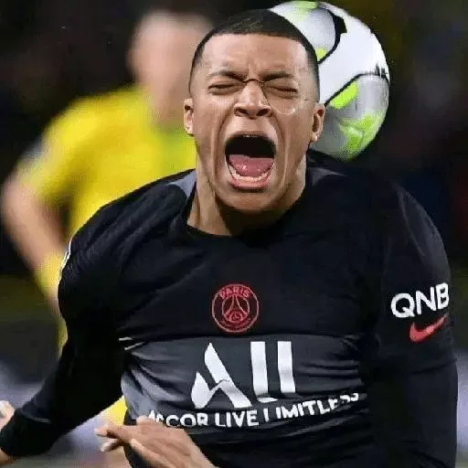 Стикер футбольчик