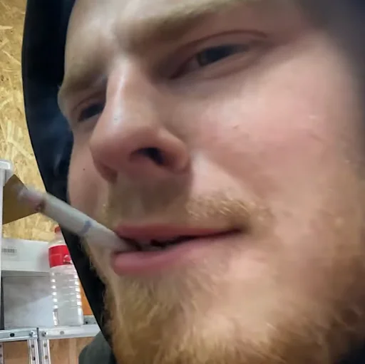 Стикер Holistickers