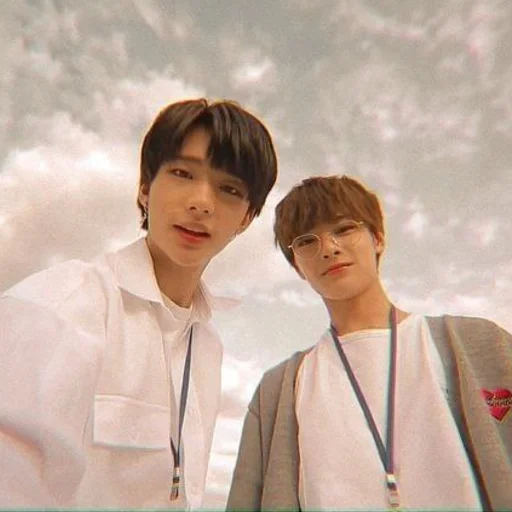 Стикер Hyun Jeong