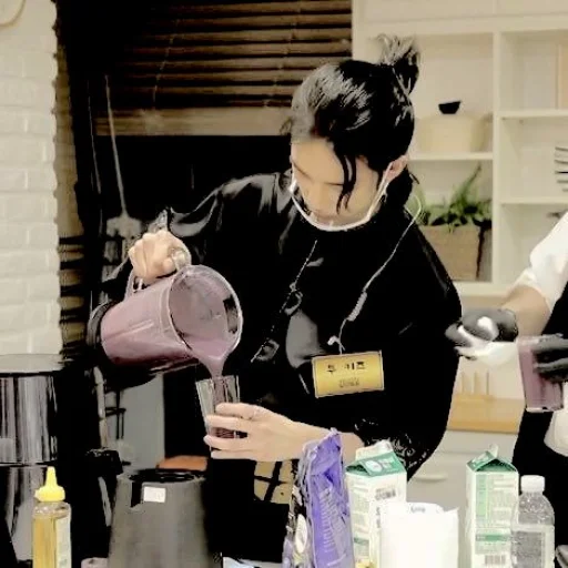 Стикер hyunjin