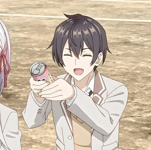 Стикер Аля иногда кокетничает