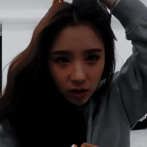 Стикер HEEJIN