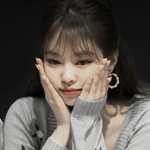 Стикер Jennie kim