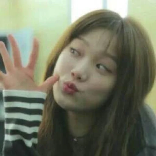 Стикер Ли Сон Ген