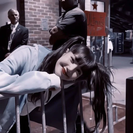 Стикер lisa blackpink