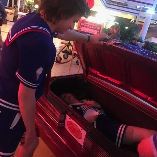 Стикер Стив Харрингтон