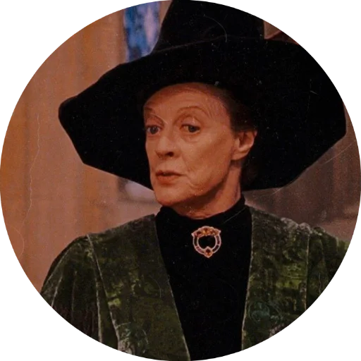 Стикер 😺Минерва МакГонагалл