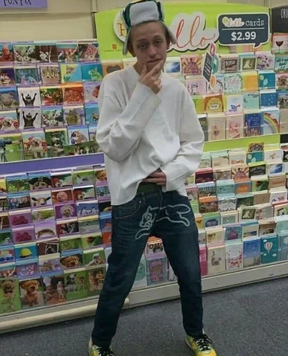 Стикер Percy Hynes White