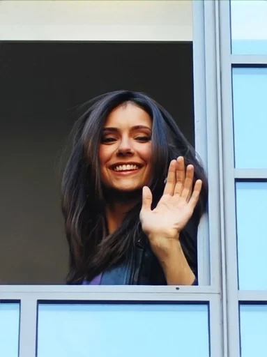 Стикер Нина Добрев