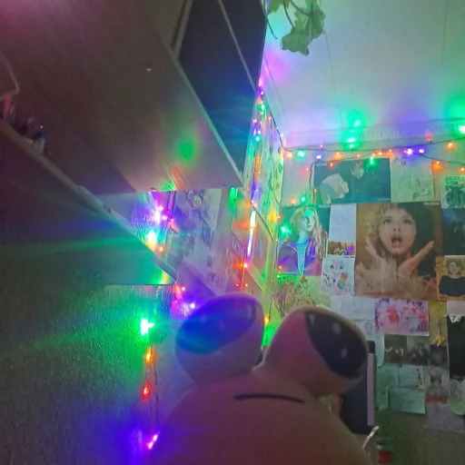 Стикер Pou Plush