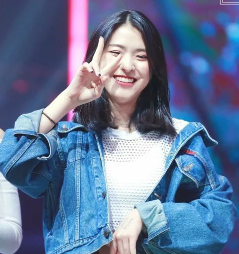 Стикер ryujin itzy