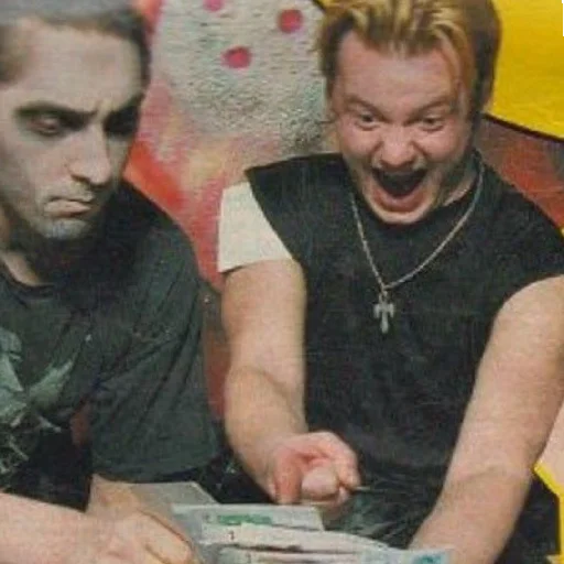 Стикер Шуты