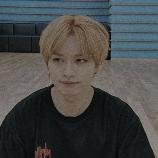 Стикер lee know