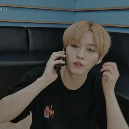 Стикер lee know