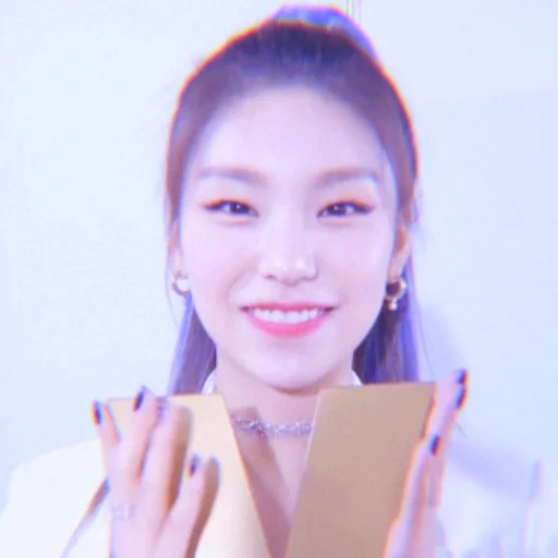 Стикер itzy yeji