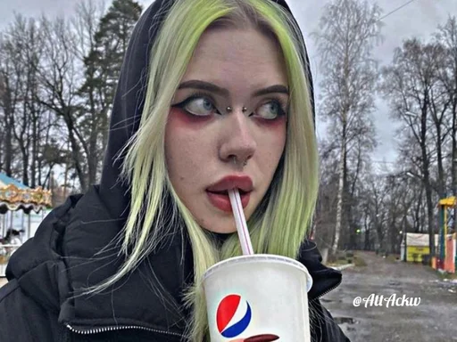 Стикер Thirteen Att Ackw