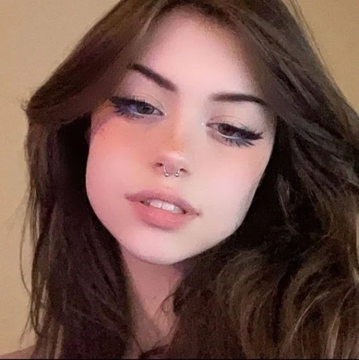 Стикер Hannah Owo