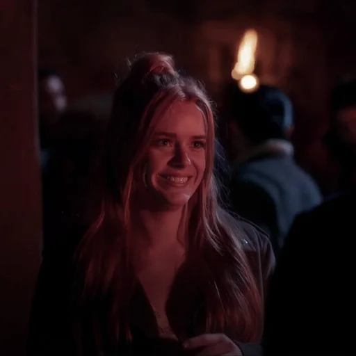 Стикер Bloom Peters