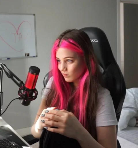 Стикер twitch band🤝