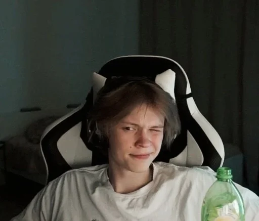 Стикер дипинс