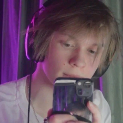 Стикер Дипинс