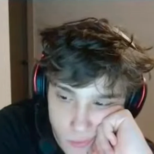 Эмодзи denis larl