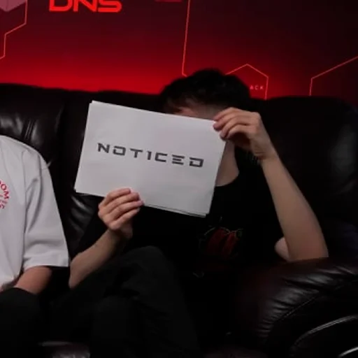 Эмодзи denis larl