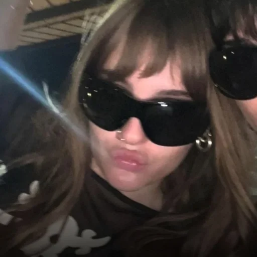 Стикер WIKTORIA