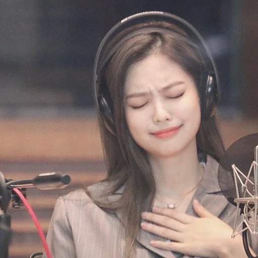Стикер DBW Jennie