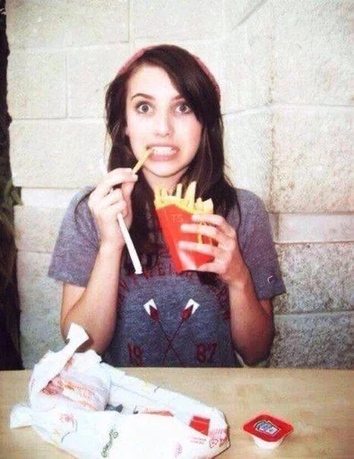 Стикер Эмма Робертс