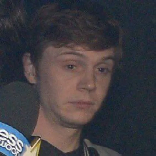 Стикер Evan Peters