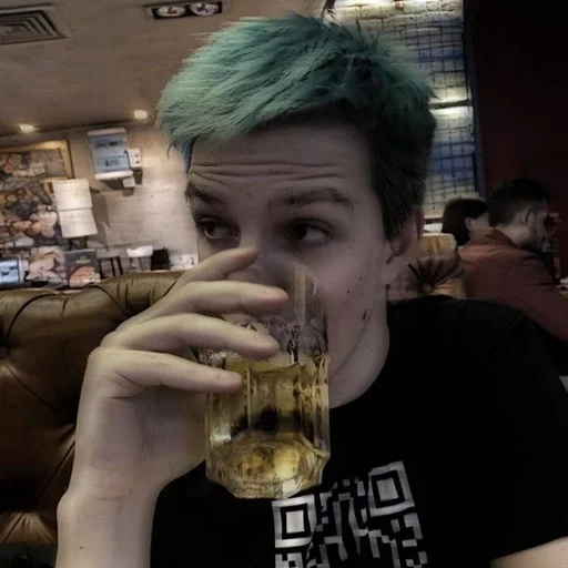 Стикер mazellovvv