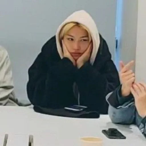 Стикер феликс