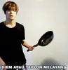 Стикер GIO and JAEHYUN MEME