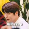 Стикер GIO and JAEHYUN MEME