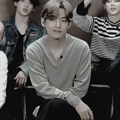 Стикер Ким Тэ Хен