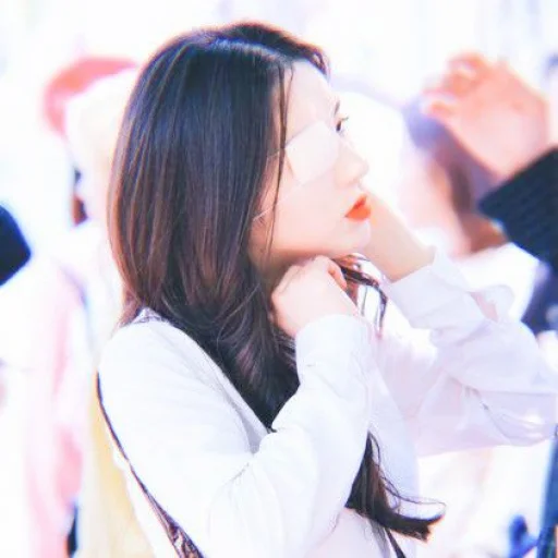 Стикер jeon heejin