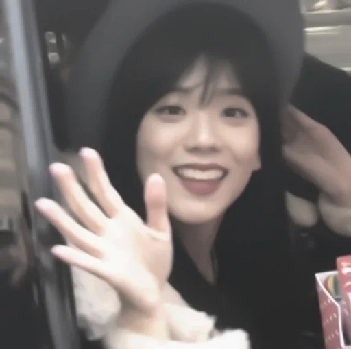 Стикер 🐮; 𝘫𝘪𝘴𝘰𝘰 𝘧𝘳𝘮 𝘣𝘱.