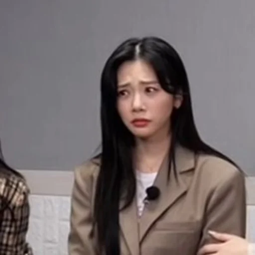 Стикер Джію топ!