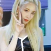 Эмодзи kim lip