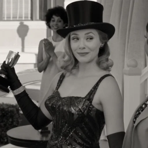 Стикер Алая ведьмочка