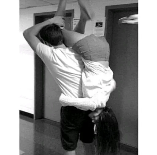 Стикер Любвеобильность