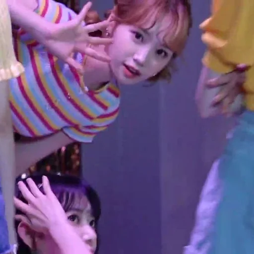 Стикер pioo punaa