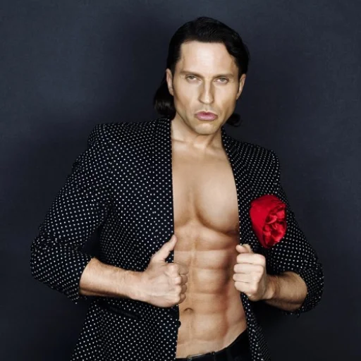 Стикер артур пирожков